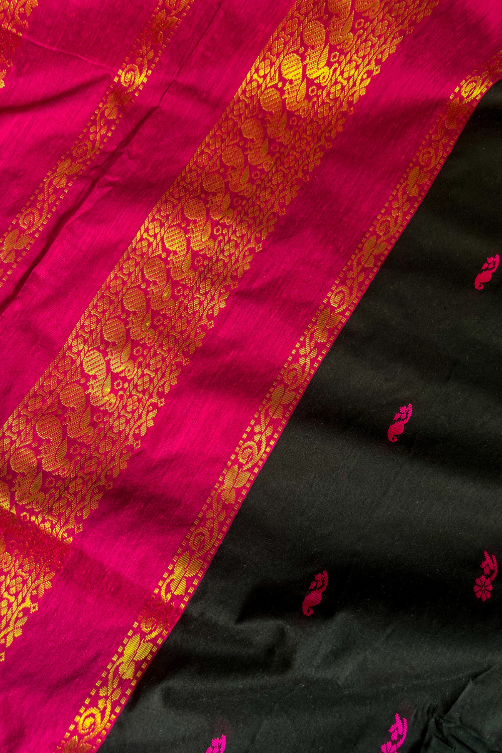 Kaali Patang