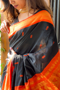 Kavya (black / orange)