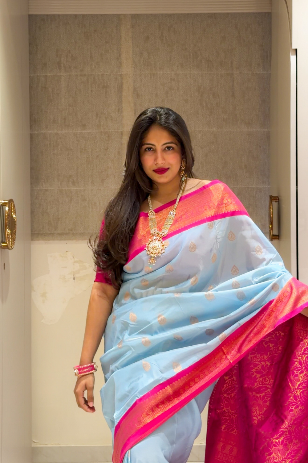 Neelmayura