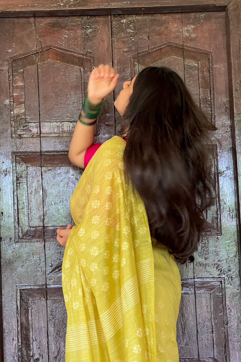 Saanvli Dhup