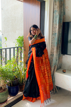 Kavya (black / orange)