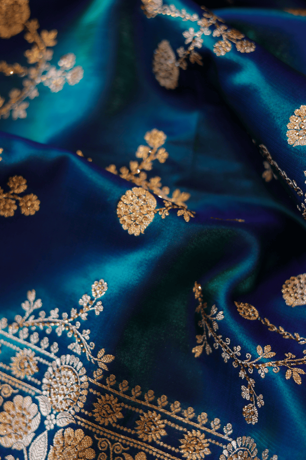 Sapphire Splendor (Pure Banarasi Silk)