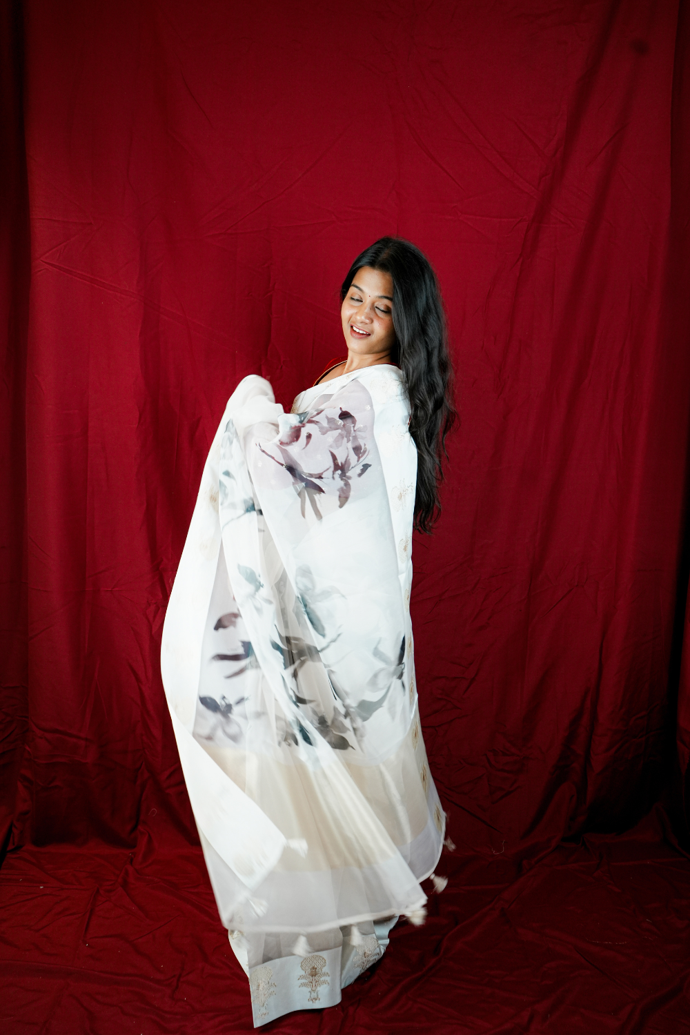 Shivanshi (white)