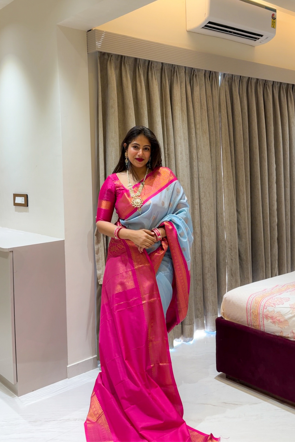 Neelmayura